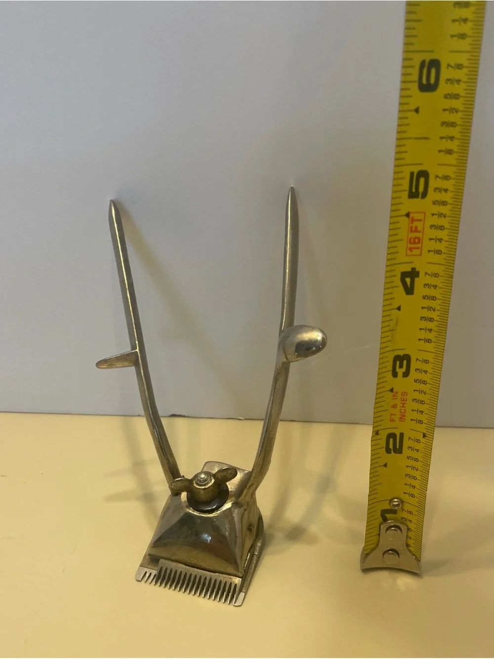 Vintage Handheld Silver Men’s Hair Clipper - Silver